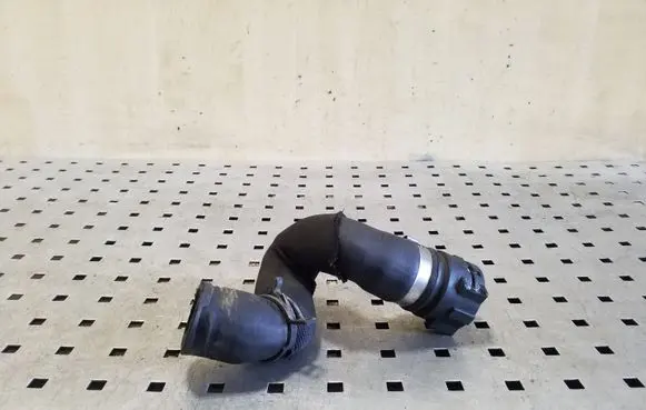 Mini Cooper Countryman R60 Engine coolant pipe/hose