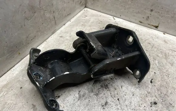 Renault Trafic II (X83) Loading door upper hinge 312304K