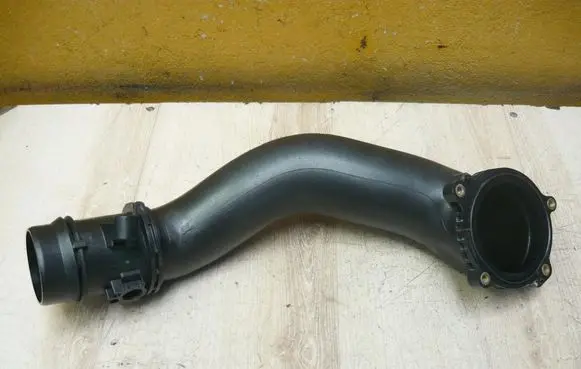 Mercedes-Benz C W204 Intercooler hose/pipe A6510903637