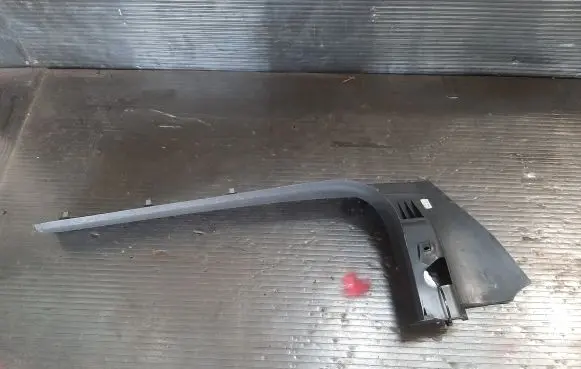 Skoda Superb B6 (3T) Front sill trim cover 3T0863483A