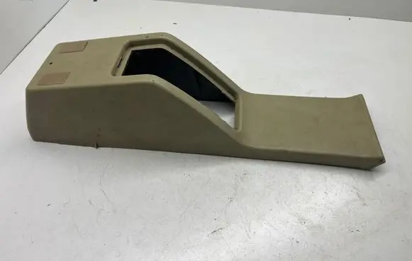 BMW 5 E28 Other center console (tunnel) element 511875660 1883901