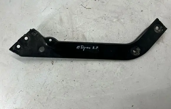 Volkswagen Tiguan Allspace Headlight/headlamp mounting bracket 5NN805931