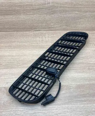 BMW X5 E53 Bonnet/hood grill 8402670