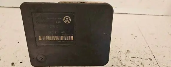 Volkswagen Golf IV ABS Pump 1C0907379C 00006061D3