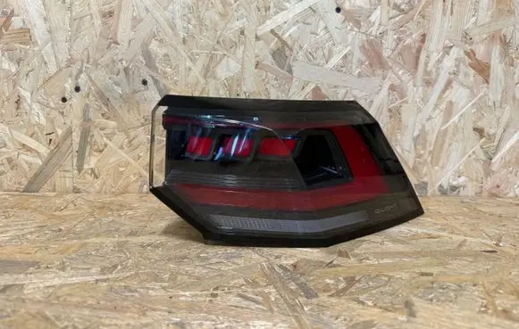Volkswagen Golf VIII Rear/tail lights 5H0945208D LAB2343