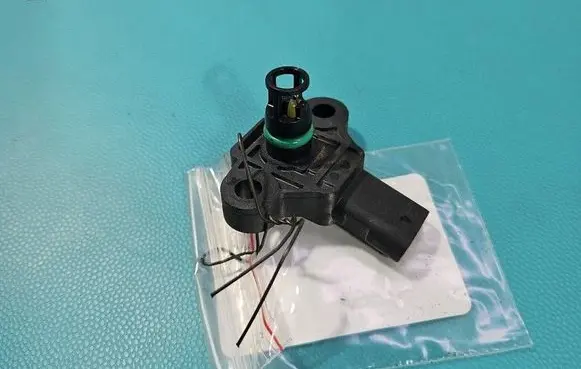 Volkswagen Tiguan Air pressure sensor 04E906051J IMPRK1554966