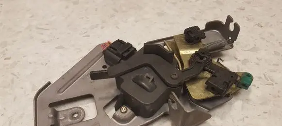 Jeep Grand Cherokee (WJ) Tailgate boot lock/latch motor 742ABA