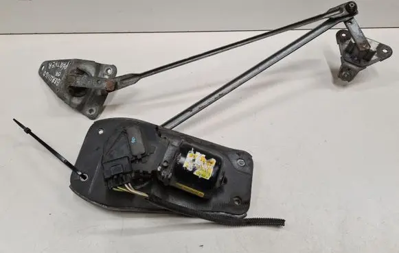 Citroen Berlingo Front wiper linkage and motor 964421078002 9644210780 W000000780