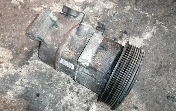 Toyota Corolla Verso AR10 Air conditioning (A/C) compressor (pump) GE4472601743
