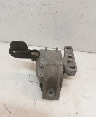 Volkswagen Touran I Engine mount bracket 1K0199262AS