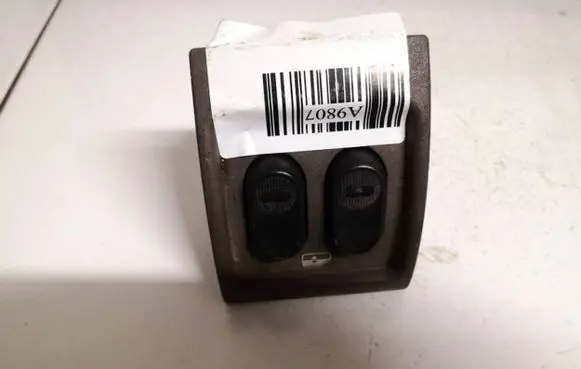 Chrysler PT Cruiser Electric window control switch 74677922 746-77922