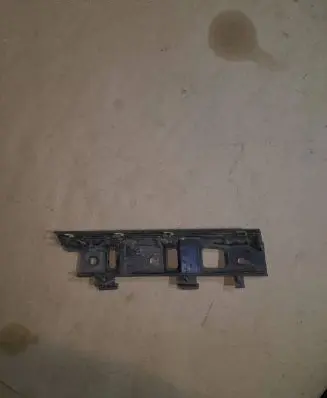 Volkswagen PASSAT B6 Front bumper mounting bracket 3C0807184
