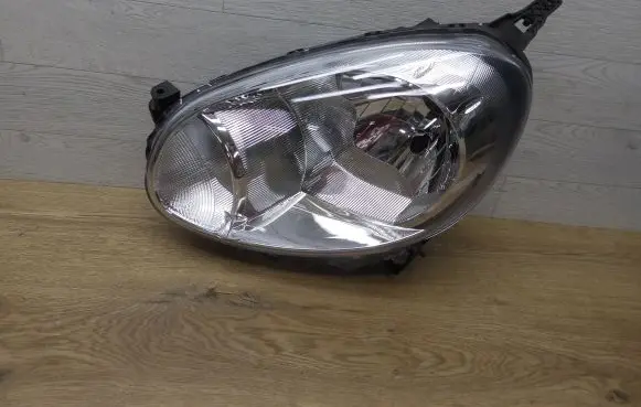 Nissan Micra Headlight/headlamp 0821511D9L