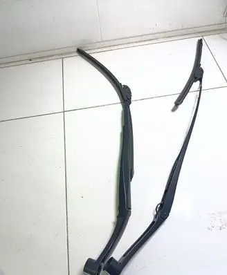 Hyundai Kona I Windshield/front glass wiper blade 26997 27007