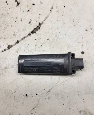 BMW 3 F30 F35 F31 Tire pressure control unit 6864952 TSSSG4G5 0531201007