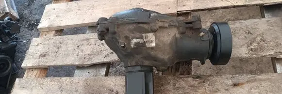 BMW X3 E83 Front differential 7553908 EZ049T
