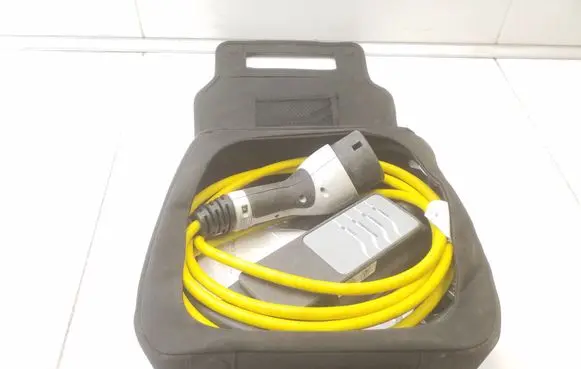BMW i3 Electric car charging cable 35025802