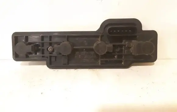 Volkswagen Caddy Tail light bulb cover holder 2K0945258A 13N004AB