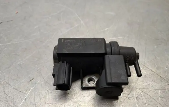 Toyota Avensis T250 Turbo solenoid valve 258190R011
