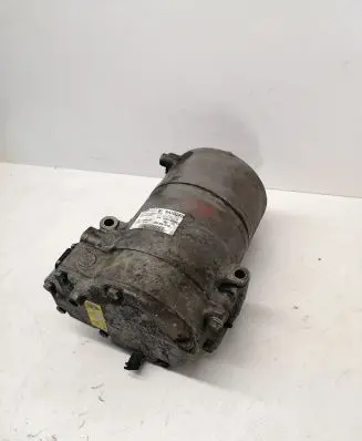 Mercedes-Benz E W212 Air conditioning (A/C) compressor (pump) A0038301660