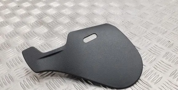 Volkswagen PASSAT B7 Seat trim 1K8881327