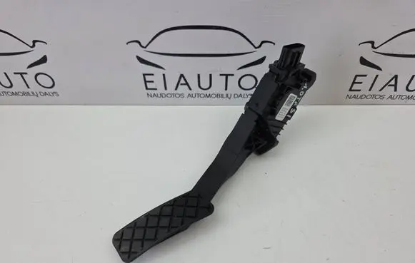 Audi Q2 - Accelerator throttle pedal 5Q2723503F 6PV010621