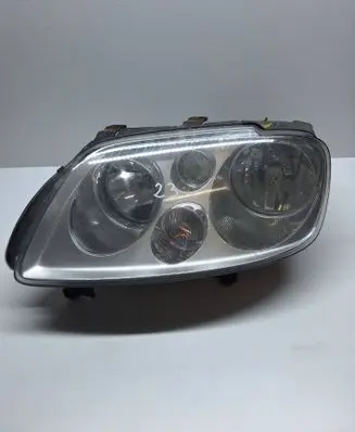 Volkswagen Touran I Headlight/headlamp 0301205203 1T0941005M