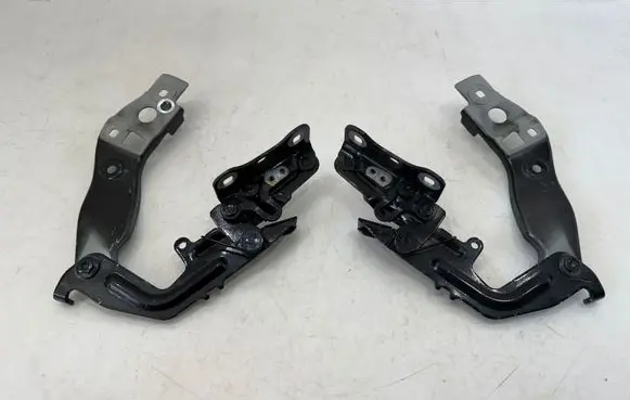 Mercedes-Benz A W177 Engine bonnet/hood hinges A1778801100 A1778801200