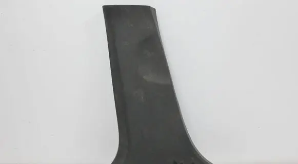 (B) pillar trim (bottom)