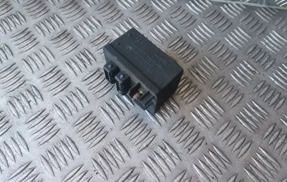 Fiat Ducato Glow plug pre-heat relay 0281003018