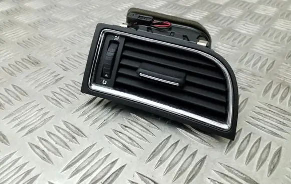 Skoda Superb B6 (3T) Dashboard side air vent grill/cover trim 3T0819702