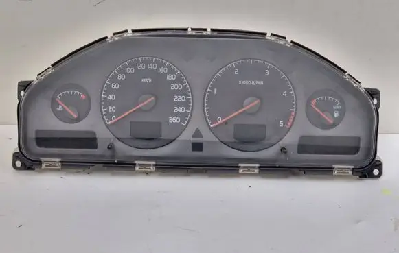 Volvo V70 Speedometer (instrument cluster) 9459821 8637996 8602474