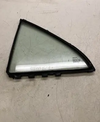 Toyota Avensis T250 Rear vent window glass 