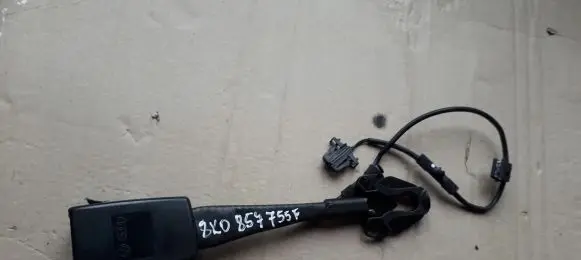 Audi A5 8T 8F Front seatbelt buckle 8K0857755F