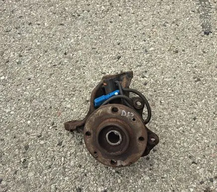 Citroen DS3 Front wheel hub spindle knuckle