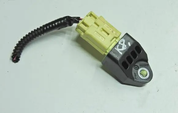 Toyota Urban Cruiser (XP110) Airbag deployment crash/impact sensor 89831-33020 7036APAQU
