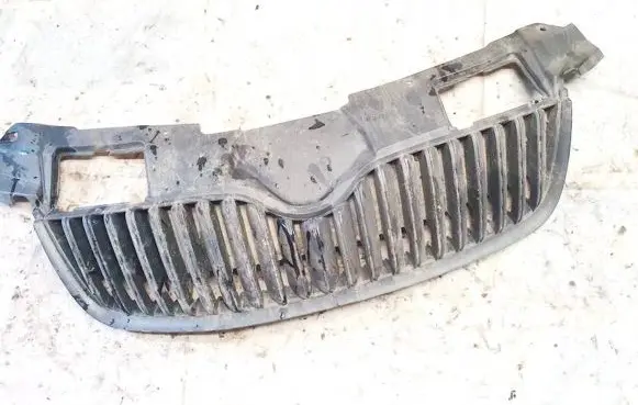 Skoda Roomster (5J) Front grill 5j0853668a