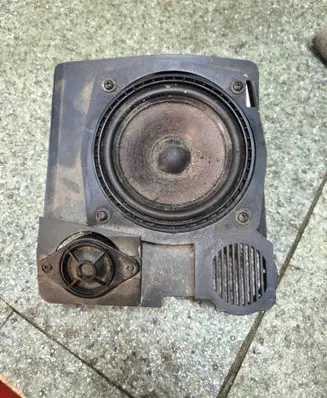 BMW 5 E34 Parcel shelf speaker 13787751 6513