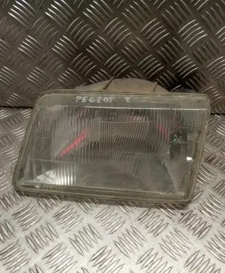 Peugeot 205 Headlight/headlamp