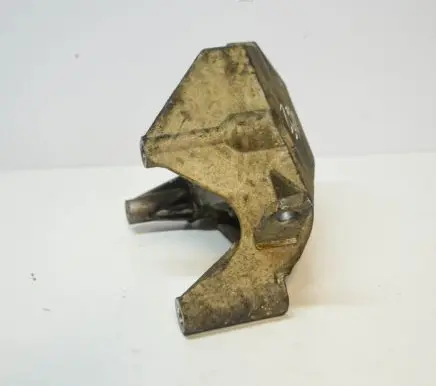 Volkswagen Polo Engine mounting bracket 045199207