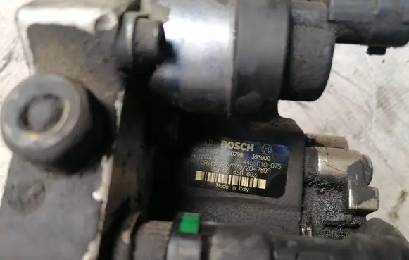 Renault Trafic II (X83) Fuel injection high pressure pump H037472 00798393900