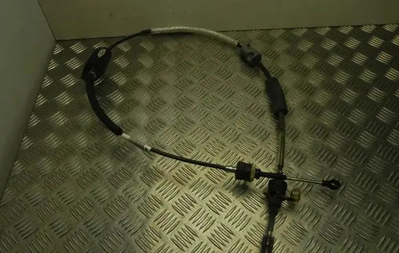 Ford Edge II Gear shift cable linkage E1GP7E395A