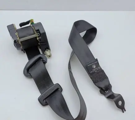 Skoda Fabia Mk1 (6Y) Front seatbelt 6Y0857702B