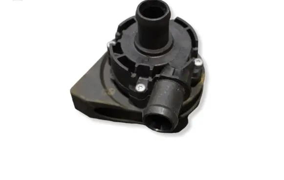 Volkswagen PASSAT B8 Electric auxiliary coolant/water pump 5G0965567A 0392023211VW