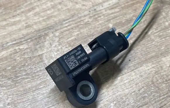 Land Rover Discovery 5 Airbag deployment crash/impact sensor JPLA14B006DA 19157GHC005M1