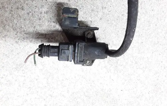 Saab 9-5 Vacuum valve 