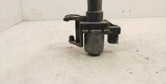 BMW 3 E36 Coolant heater control valve 8391418 1147412052