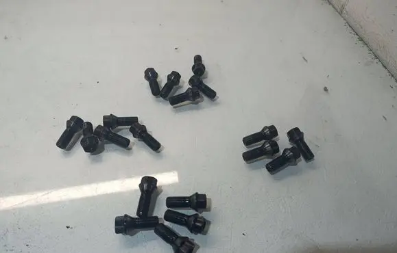BMW X3 F25 Nuts/bolts 