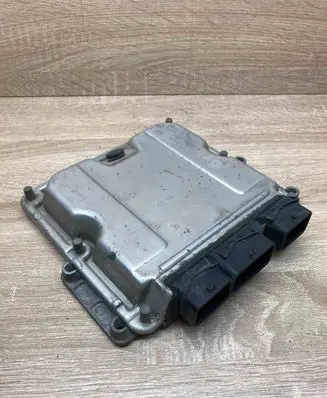 Peugeot 306 Engine control unit/module ECU 9642014880 02810105912