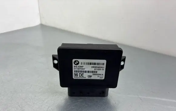 BMW 5 F10 F11 Hand brake control module 6854856 23122010 32620264A